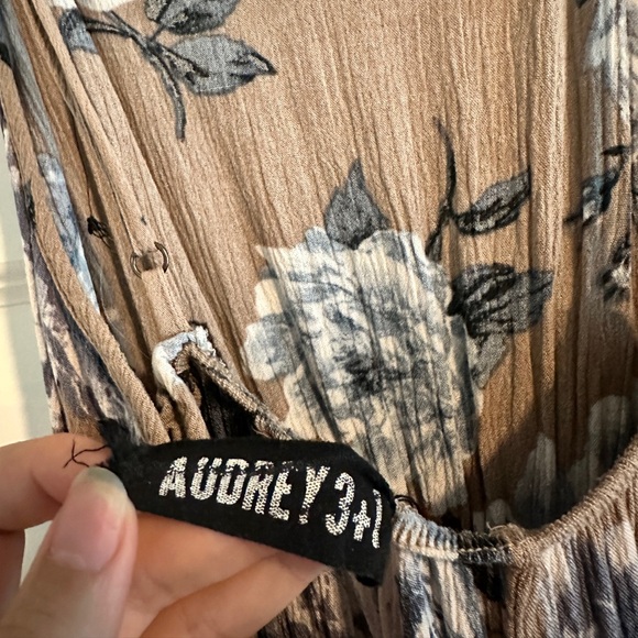 Audrey 3+1 Jumpsuit - Picture 6 of 6